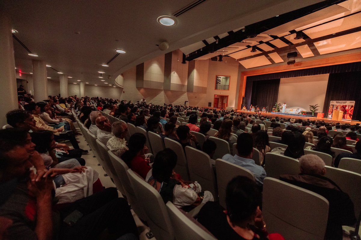 Gurudev's tweet photo. The relevance of meditation in life has become increasingly obvious. It is needed even to lead a normal healthy life, let alone spiritual advancement. 
#meditation #Cleveland https://t.co/N5ywF2xAy9