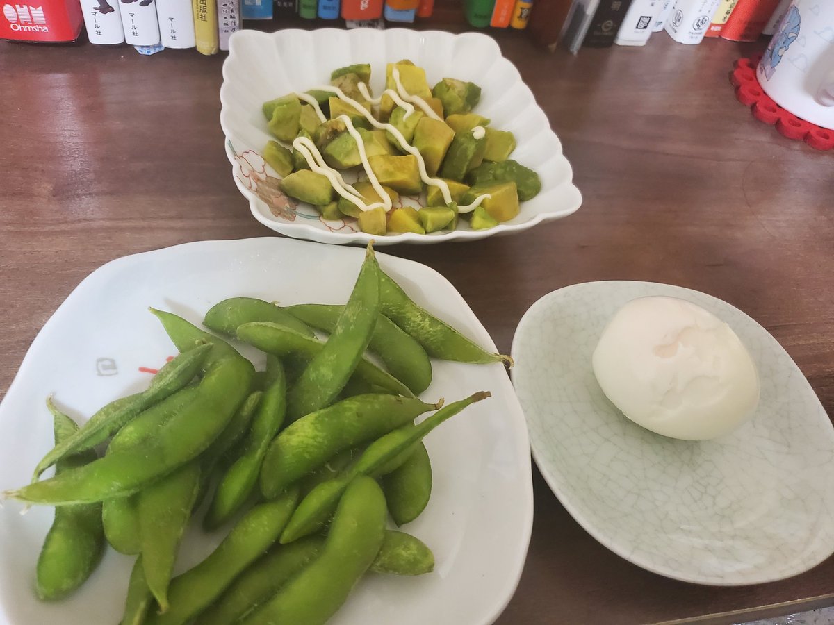 おひるるる🐤休憩☕😌💕
アボカドとゆで卵大好き✨ https://t.co/XdjRJf6les