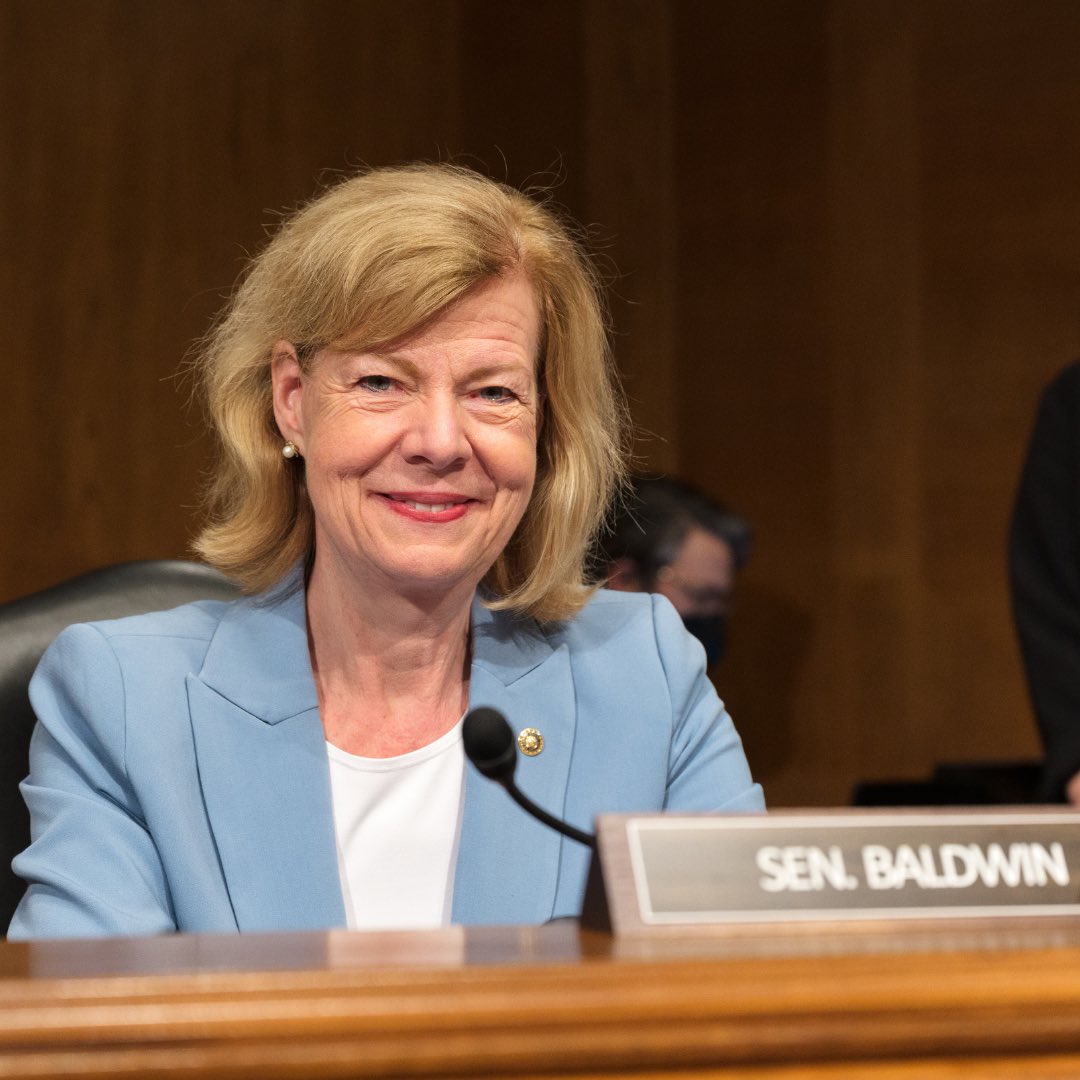 SenatorBaldwin's tweet photo. #DairyPride https://t.co/9gfFVRGyf2