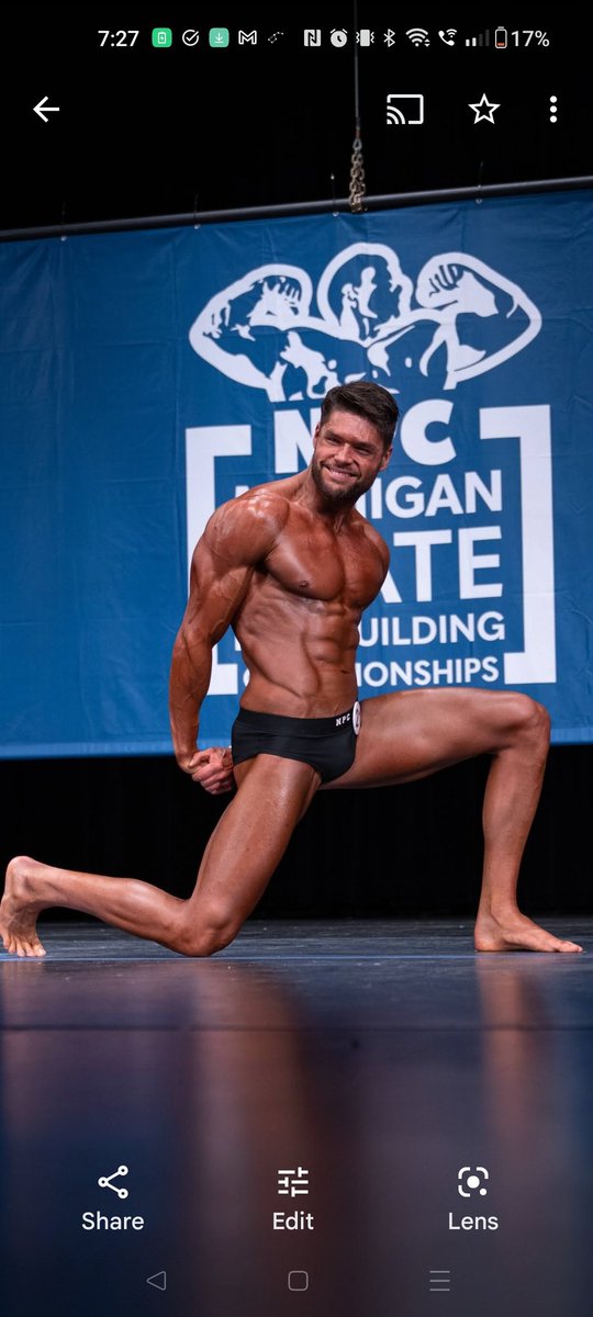 Ksev_7's tweet photo. Did my first show 🤙 https://t.co/eVLWmrbcx3