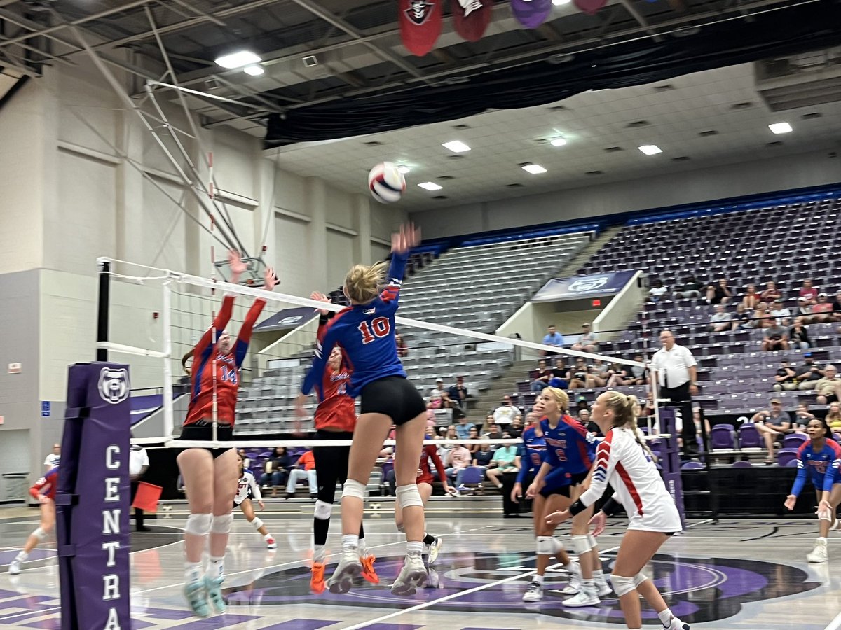 West takes the first of the five set All-Star volleyball match here inside the Farris Center!