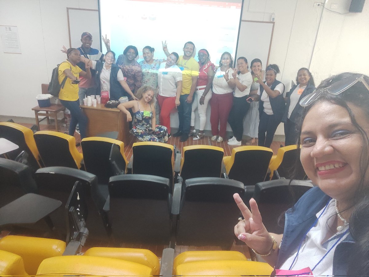 En la  IE San José de Caño del Oro de  Cartagena,trabajamos en CDA #Emocionesybuenvivirenpaz #Trayectoriainicial #Trayectoriabàsica <a href="/PTA_Colombia/">Formación Integral</a> <a href="/Marianella04/">Marianella Ortiz</a> <a href="/EvelynAriza2/">Evelyn Ariza Muñoz</a> <a href="/rodolfonobo/">Rodolfo Noriega</a> <a href="/LondonoYerry/">Yerry Londono Morales</a> <a href="/JohanaCifuente5/">Johana Cifuentes💚</a> <a href="/DIANAECHAVARRIA/">DIANA ECHAVARRIA</a> <a href="/agfre90/">Alfredo J. Hernández - Abella</a> <a href="/ingridpcalderon/">Ingrid P. Calderón R.</a> <a href="/Olgaelvira/">Olga Elvira Acosta Amel</a>