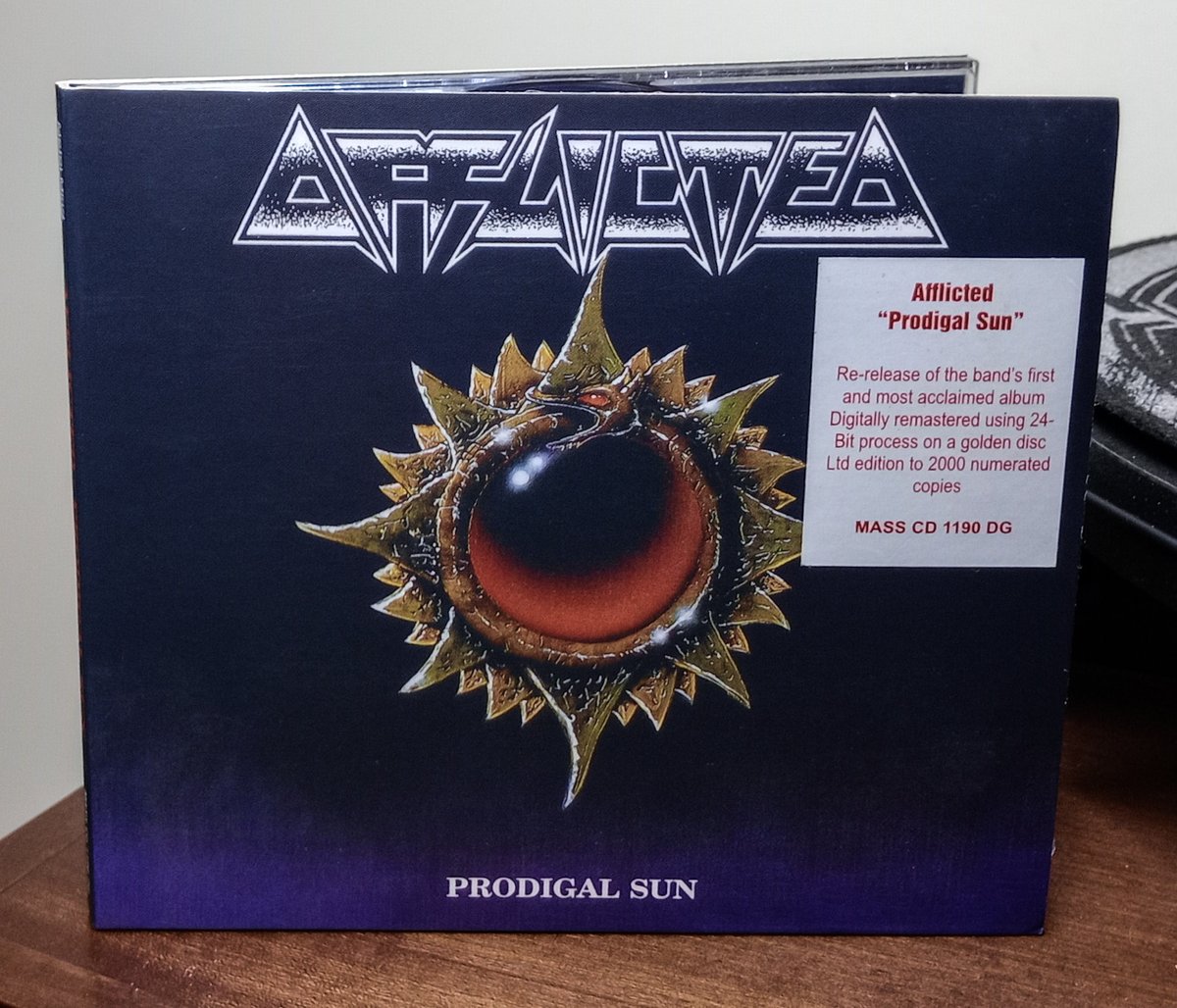 divinenothuman's tweet photo. Revisiting this old school Death/Thrash classic 🍻
🇸🇪 AFFLICTED: "Prodigal Sun" (1992)
🎧 https://t.co/15GipdSzjb
#Afflicted #ProdigalSun #Metal #NowPlaying #Playlist #DeathMetal #ThrashMetal #MetalTwitter #OSDM #TechnicalDeathMetal https://t.co/WEvPqhnPhi