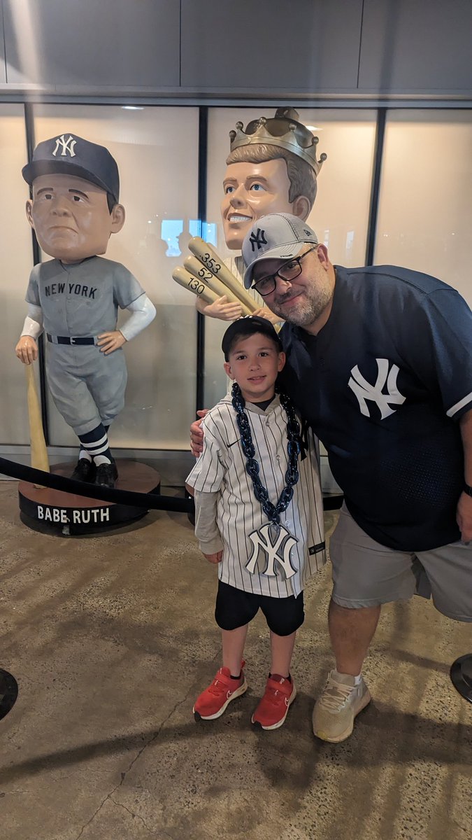 virtuallymath's tweet image. Yankees Game with my future Yankees Player #repbx #Yankees #nyy #bronxbombers #NewYorkYankees