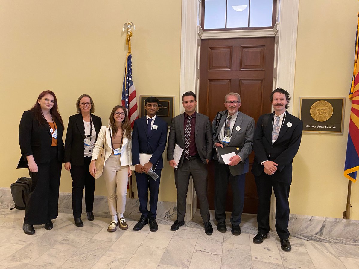 Thanks to the office of @RepDavid for meeting with our Citizens Climate Lobby volunteers to discuss #permittingreform and a #PriceOnCarbon #PriceOnPollution.
#CCL2023 #GrassrootsClimate
