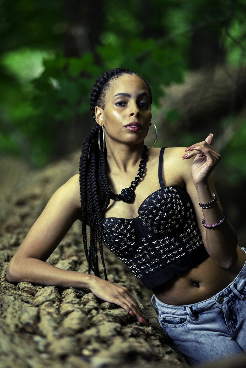 STONEYOCEAN's tweet image. Stoneyocean.com #photography #photooftheday #handmodel #model #bio #Act #actress #writer #WritingCommunity #set #artist #Art #poster #draft #nba #tour #mic #opening