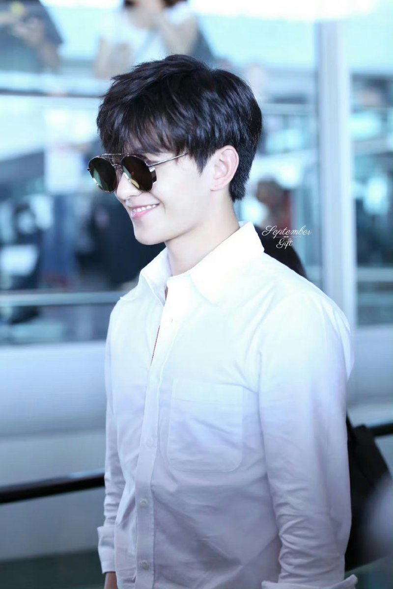 Good Morning 
#หยางหยาง #YANGYANG #杨洋 
#YangYang杨洋
Cr.logo