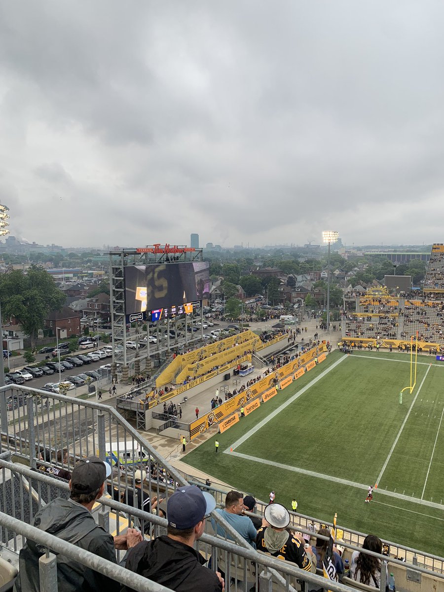 AdammH24's tweet photo. Let’s go @MTLAlouettes @CFL https://t.co/I3nWxzuYEK