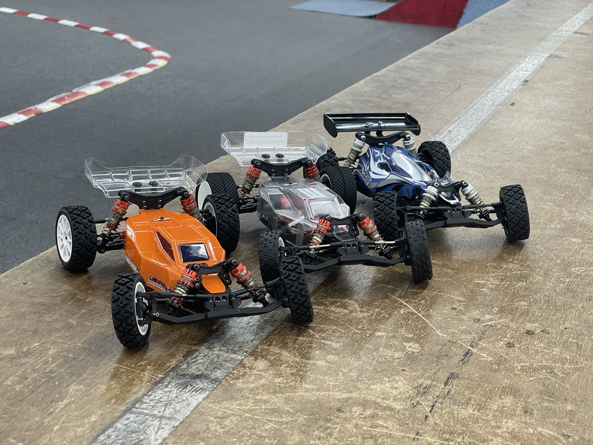 mtabe's tweet photo. 楽しみ方いろいろ
#hcracing https://t.co/ff5celKeU9