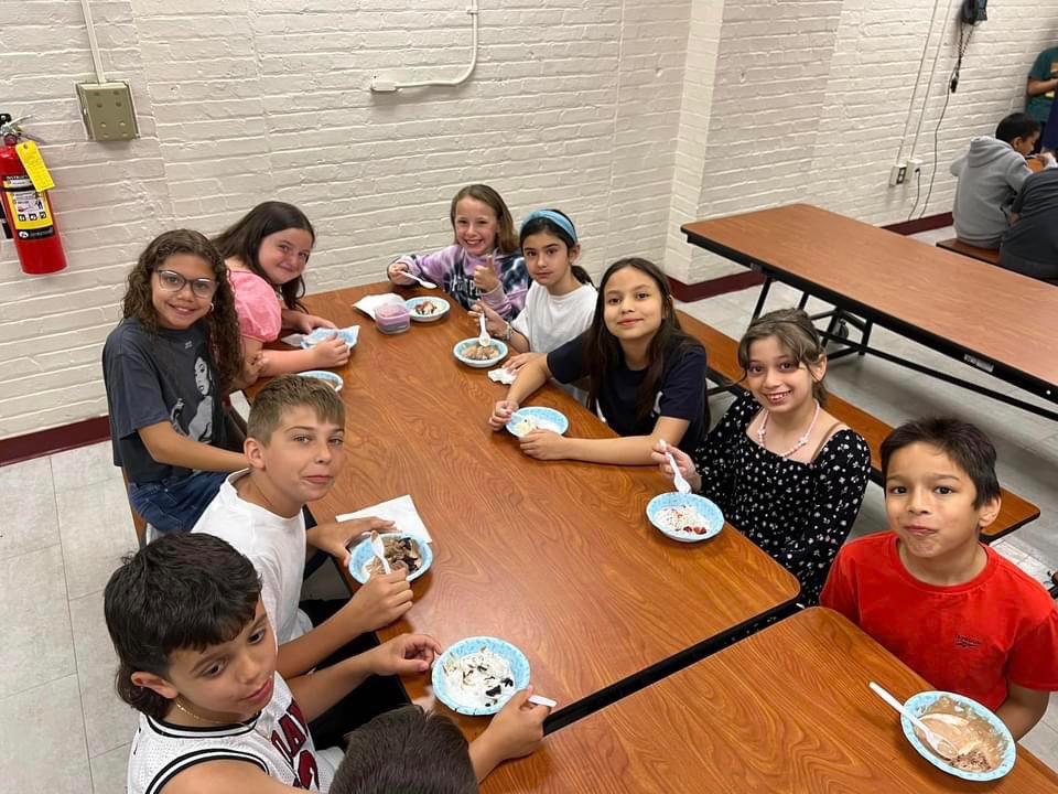 MidlandSchool_1's tweet photo. On Thursday the PTO held their annual ice cream social. The social was held in the cafeteria during school hours. Thank you to all the class parent volunteers who assisted with the social. Super thank you to Cheri Nunez and Joanne Hand for co-chairing. The social was a huge hit! https://t.co/uhRMp9vOOv