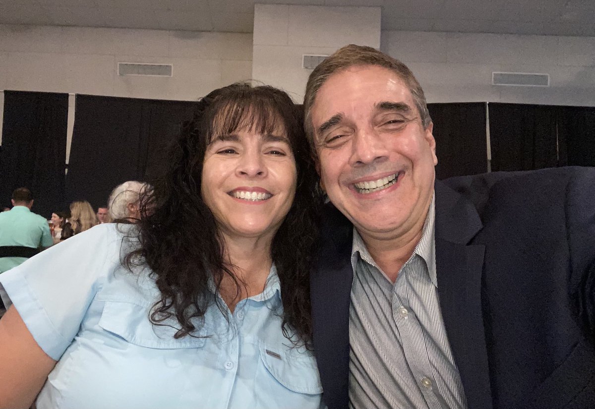 LTCAlaska's tweet photo. @cstonemarriage 33 years and still singing together. https://t.co/L0YGi0hwYB