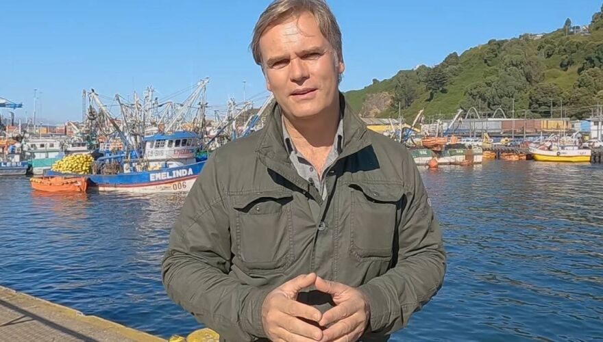 FuckCheckCL's tweet photo. ✅VERIFICADO Declaraciones de Amaya Forch sobre su expareja, Amaro Gómez-Pablos: "No sabe ni dónde está el clítoris este saco de hueas y va a saber algo sobre el ciclo del agua. Devuélvanlo a España a que se coma a Miguel Bosé y que se deje de huevear". https://t.co/ktCEgwkDKz