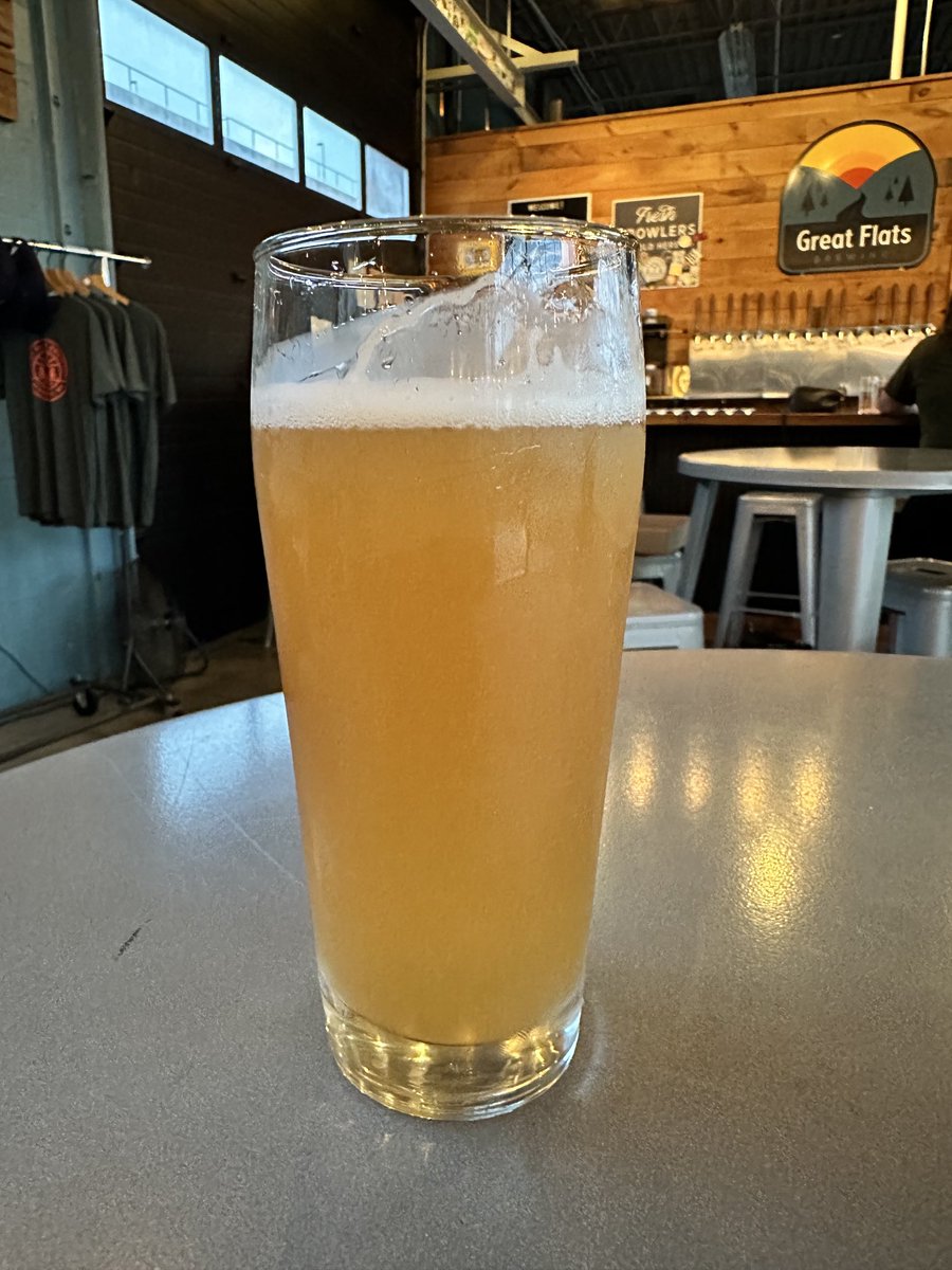After tasting room closed tonight, paid a visit to ⁦⁦<a href="/greatflats/">Great Flats Brewing</a>⁩