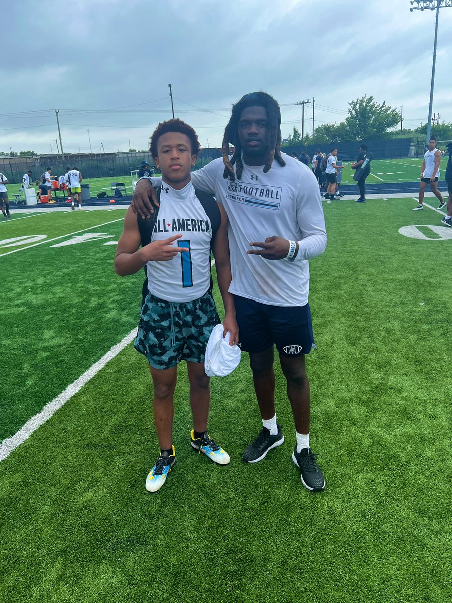 Kaden1Walker's tweet photo. Had A Great Camp at ODU this weekend 🔥💙 @DrewCasa_ @realmarkdup @Coach_TLucas @TheUCReport @WRHitList https://t.co/Zd9TqoH55q