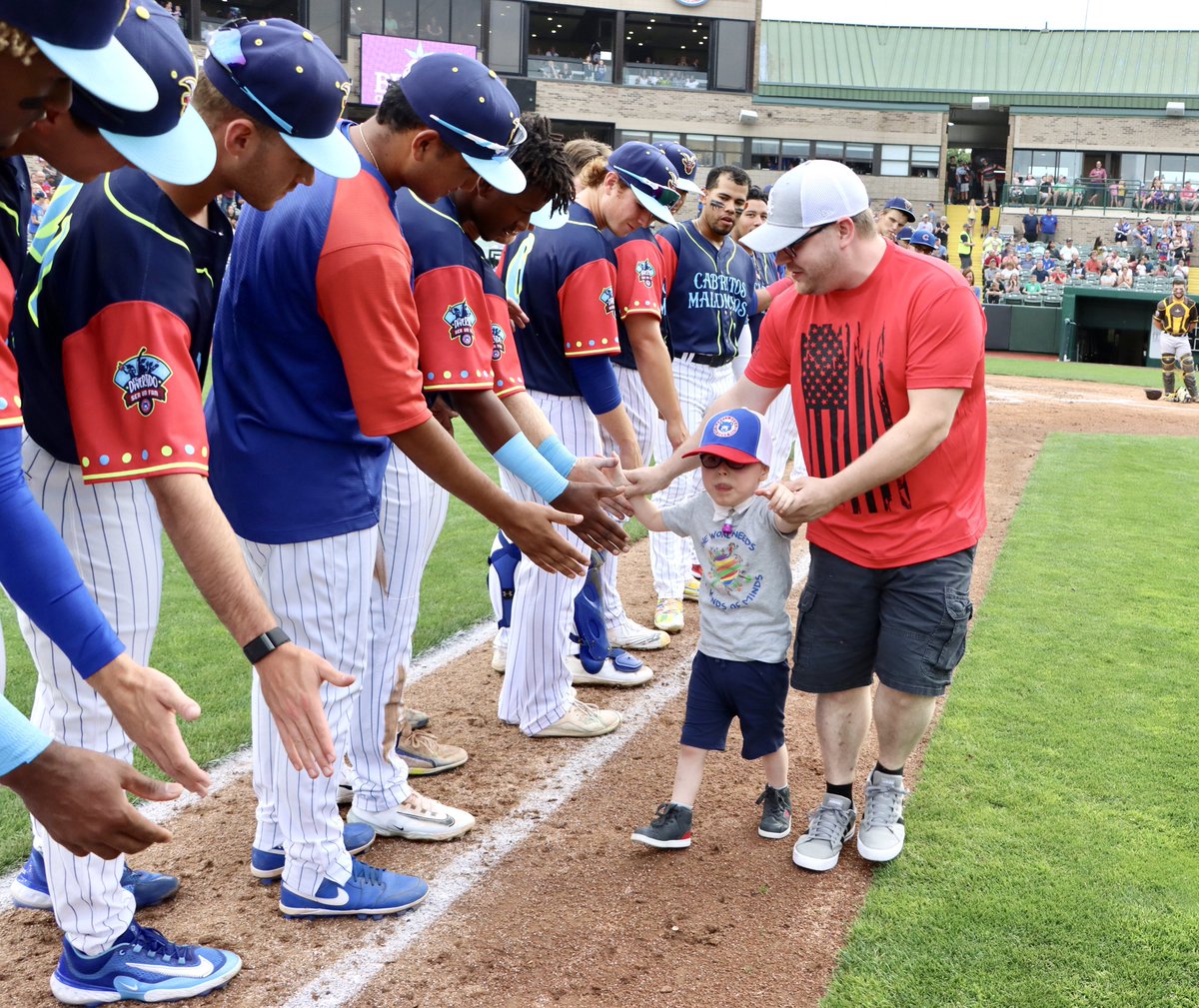 SBCubs's tweet image. Elias Walden hit a HUGE Home Run for Life at tonight’s game! ☄️ Elias has chronic lung disease and is oxygen dependent, and also underwent open heart surgery at age one. With the help of @BeaconHealthSys and Beacon Children’s Hospital, he can keep fighting. Great job, Elias! 🐻⚾️
