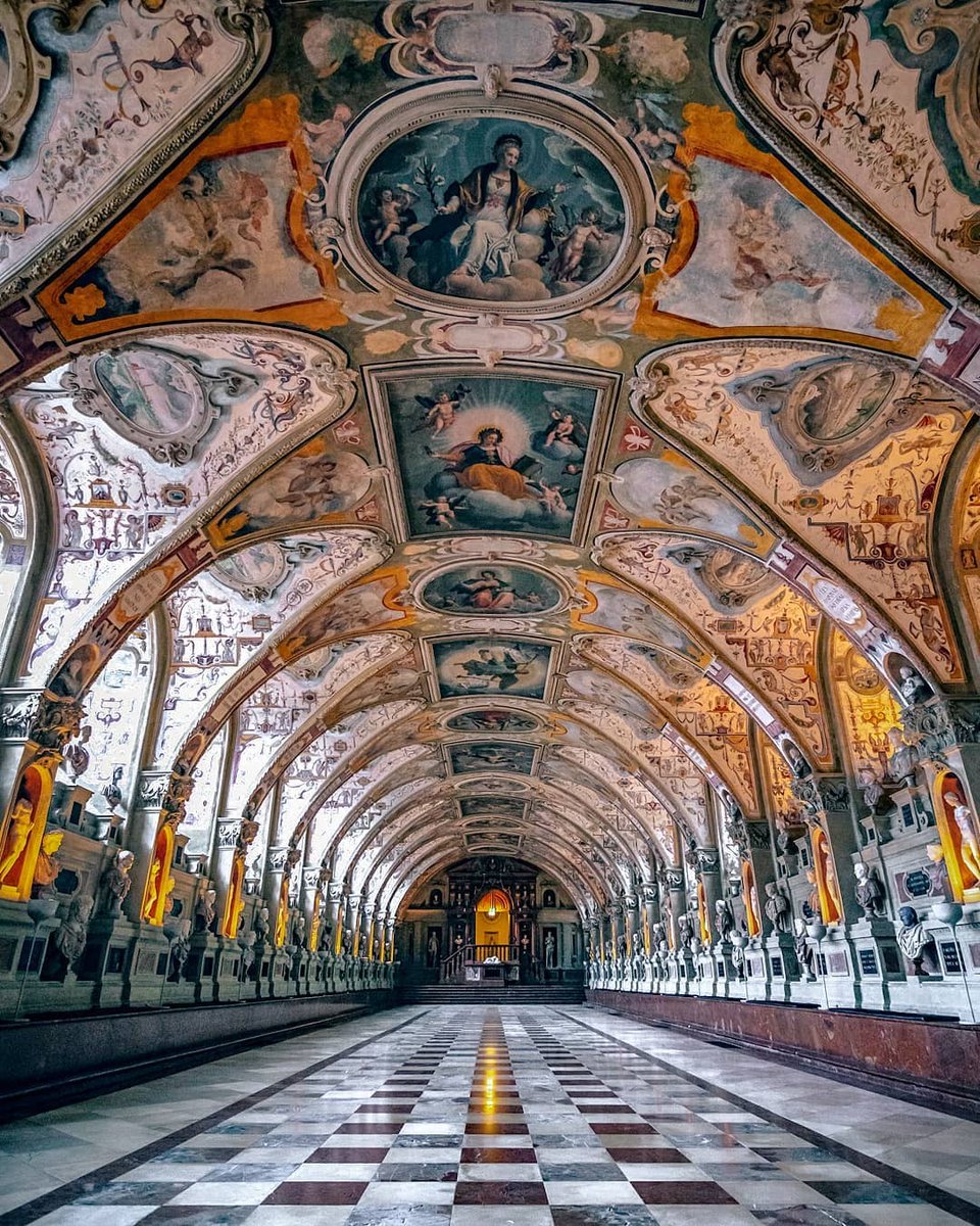 “Poetry and art and knowledge are sacred and pure.” Munich Residenz, Germany