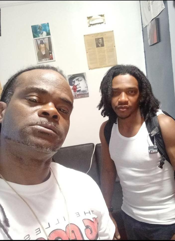 SyvilleAlphonso's tweet photo. But really...
This is the first person who I started to advocate for that got his apartment about 2 months ago..
But, he got brand new on me..
Anyway, JUST A LITTLE UPDATE
ON 2 PEOPLE I ADVOCATED FOR THATS IN THEY APARTMENTS
OR
ABOUT TO BE IN
#ICAREABOUTMINES
#imbuiltforthis https://t.co/uKASVDr9IT