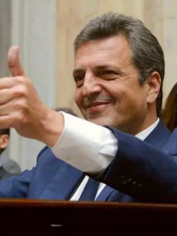 jesusescobarnqn's tweet photo. 🤡 Muy serio lo de Cristina, Massa, Alberto y cía.
🤭Sobre todo lo que dijo Wado ayer en el video, donde se presentaba de candidato a Presidente y explicaba lo que iba a hacer. 
😱Esperemos, porque en cualquier momento mañana lo ponen a Aníbal. 
🫣Que lamentable como terminan. https://t.co/FXskvJpJeA