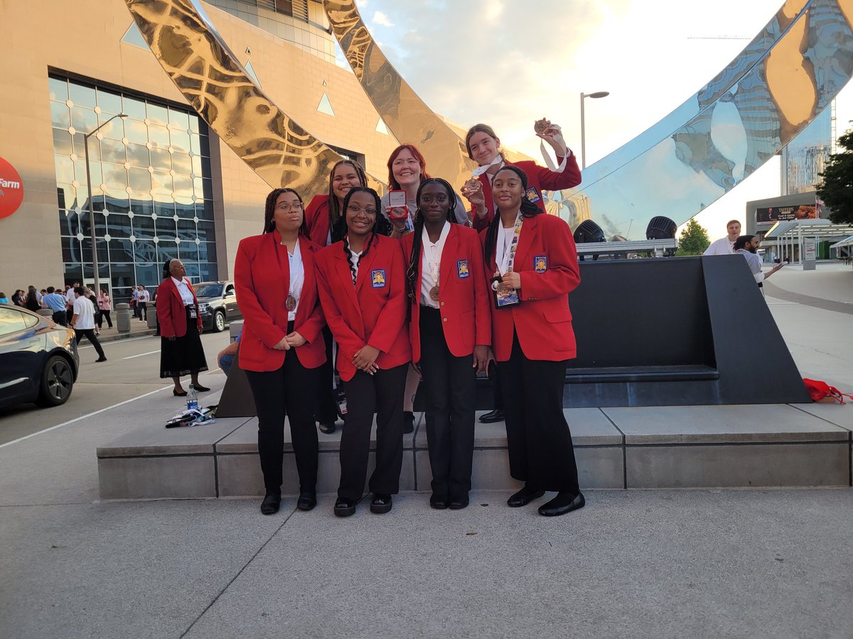 sandyrooney's tweet photo. Congratulations @npeagles SkillsUSA Quiz Bowl team for winning bronze at #NLSC2023! @CCPS @CTECharles 🥉 https://t.co/N4VeJS1MnM
