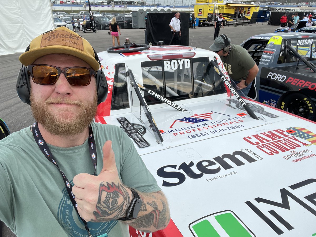 Stem Ciders on the speedway!!! Let's go #NASCAR <a href="/SpencerBoyd/">Spencer Boyd</a> <a href="/NASCARONFOX/">FOX: NASCAR</a> <a href="/NASCAR/">NASCAR</a> <a href="/ruralkingsupply/">Rural King</a>