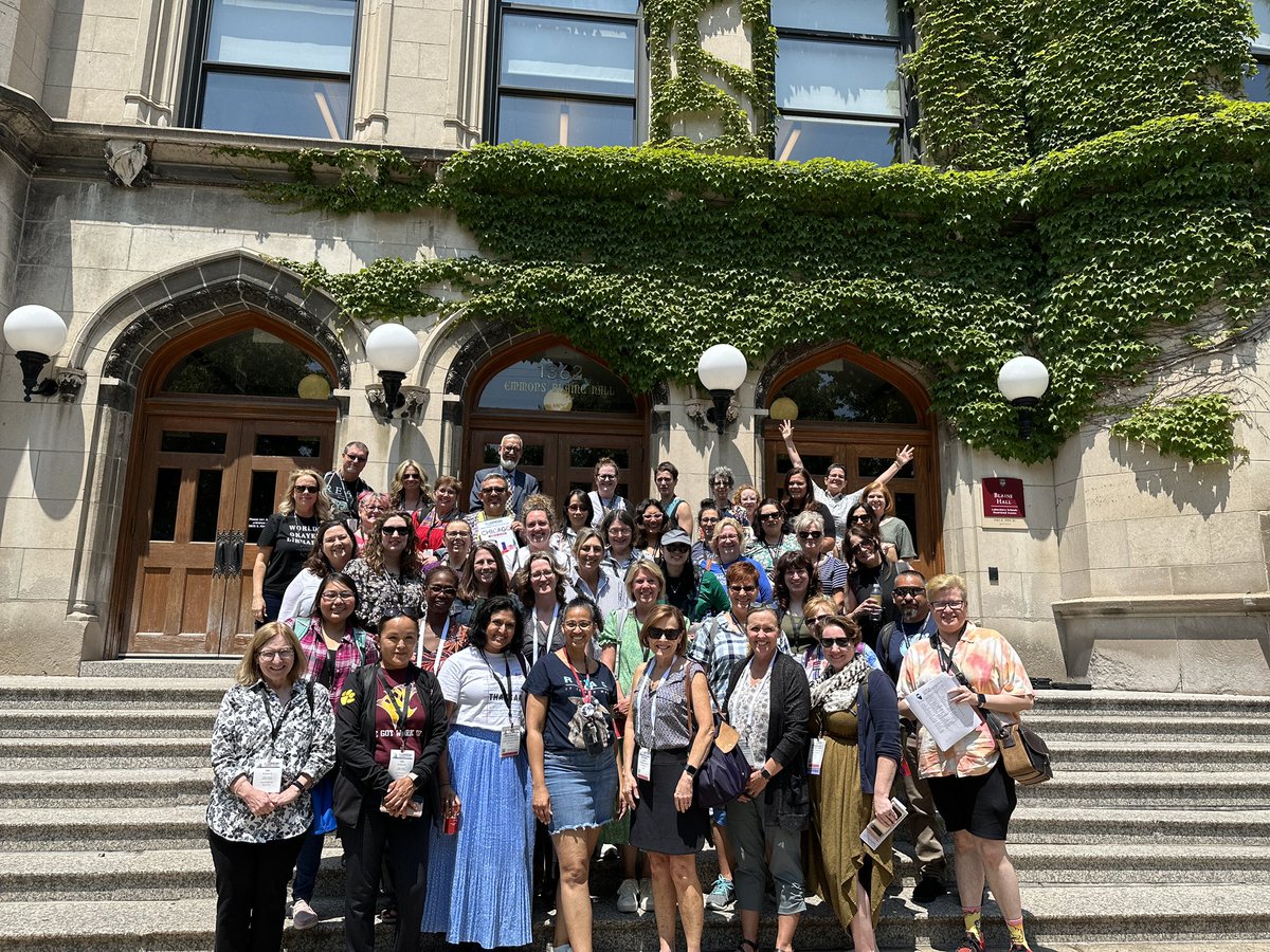 aasl_iss's tweet photo. As promised group photo Thanks so much to the amazing independent school librarians who attended our ISS tour today @aasl @ALALibrary #alaac23 @FrancisParkerSc @CathCookSchool @uchicagolab https://t.co/N9H1SUe5CY