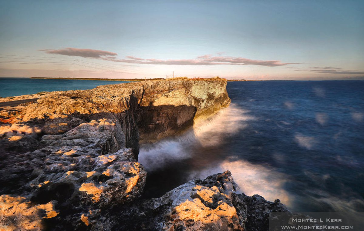 Glass Window Bridge Eleuthera
#glasswindowbridge #bahamas #thebahamas #worldwonder #humanartist #landscape #buyintoart #ayearforart #homedecor #wallart #Eleuthera
See it here-> bit.ly/3NIRUek