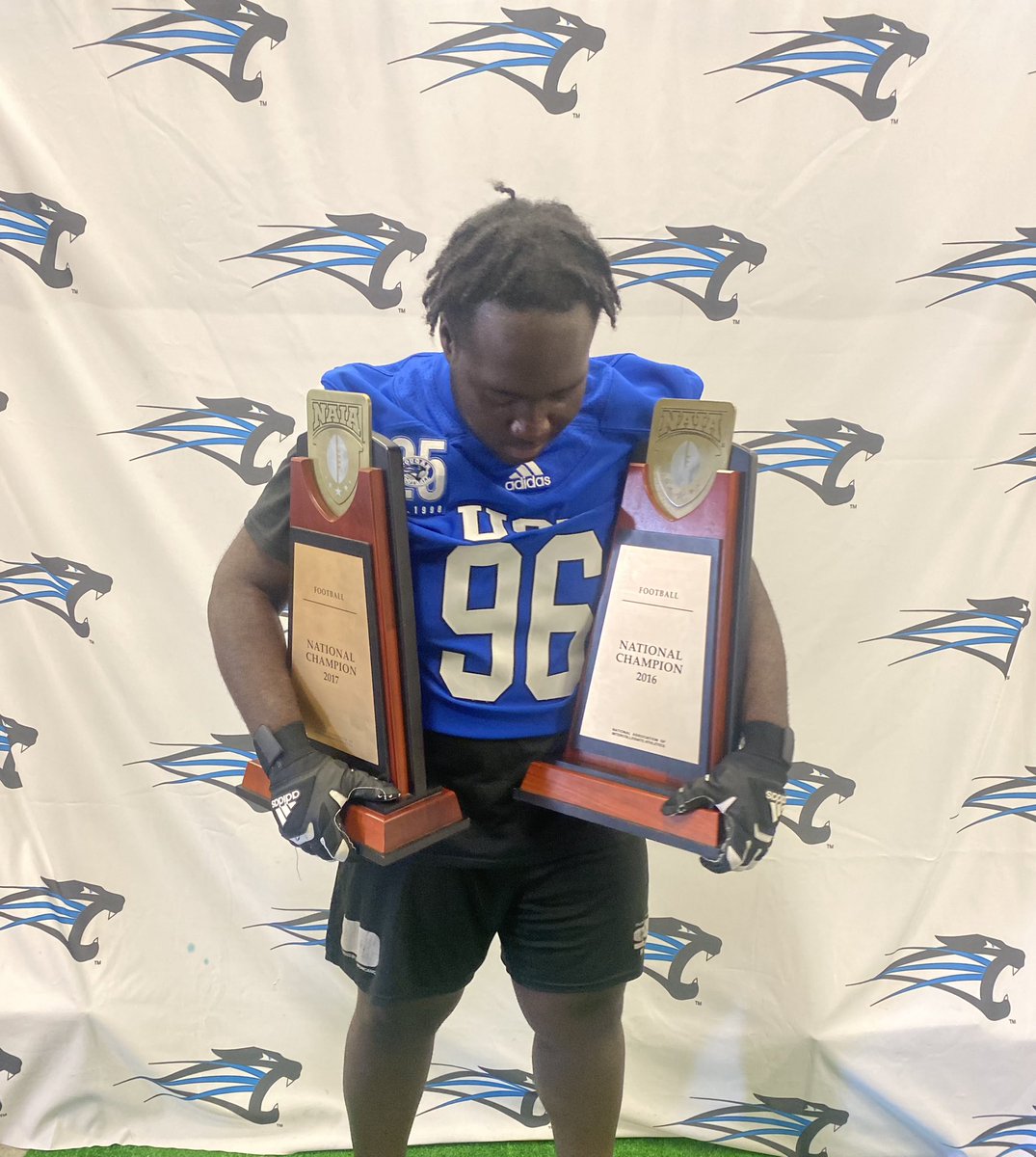 Moyosioluwa1's tweet photo. Me and my teammates had a great time at the @usf_fb camp , Thank you @footballcoachj @USF_Sherman and @CoachRoberts_1  for the experience and all of the love that we were shown @NCHSPanthersFB @CoachHartNC @CoachWLoggan @AydenCarter70 @nmclendon11 https://t.co/CPzqaapOBr