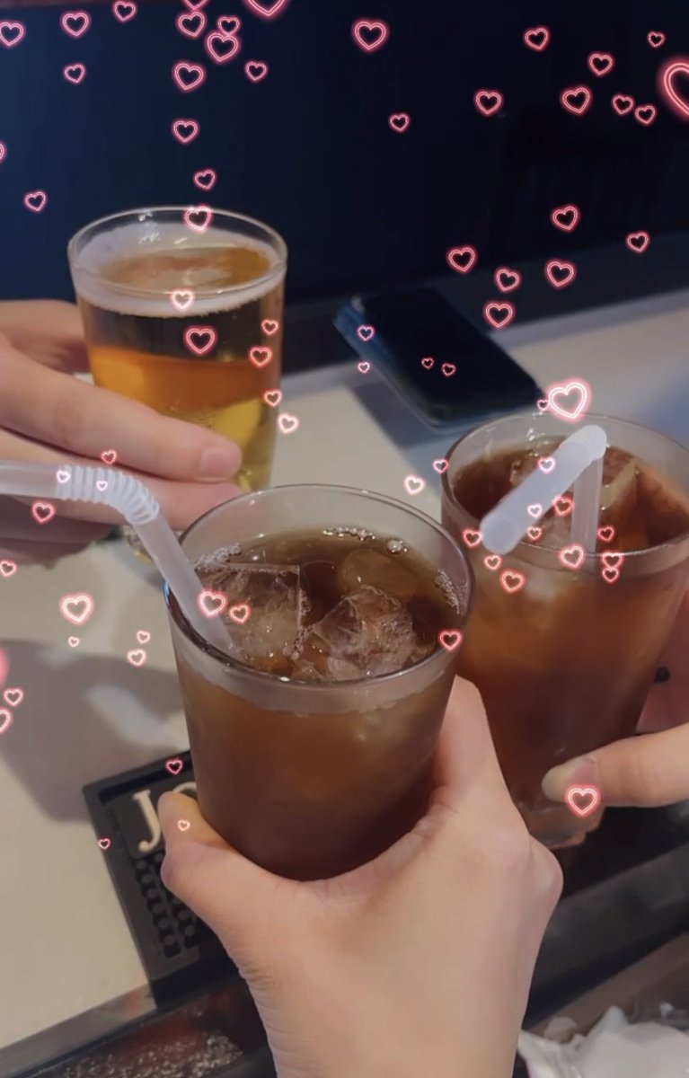 REi_Labi's tweet photo. ろぐあうとしてました！！🥳

乾杯と延長沢山ありがとうございました！
こんなに沢山お話出来たの初で嬉しかったです🎶

日本にいても中華地區の雰囲気味わえるコンカフェはらーびーしかないですね🥳✨

ありがとうございました https://t.co/vTeYDRRFxD