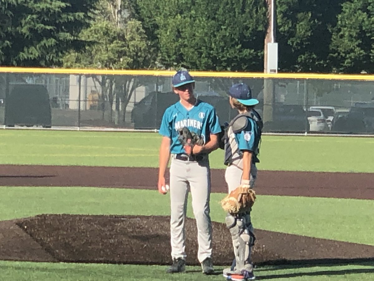 VicMariners's tweet photo. Down in Washington state with @GSLtournaments and the @VicMarinersJP.
Beautiful day for baseball!!! 

Go M’s!! ⚾️⚾️ https://t.co/zGIuhCFngX