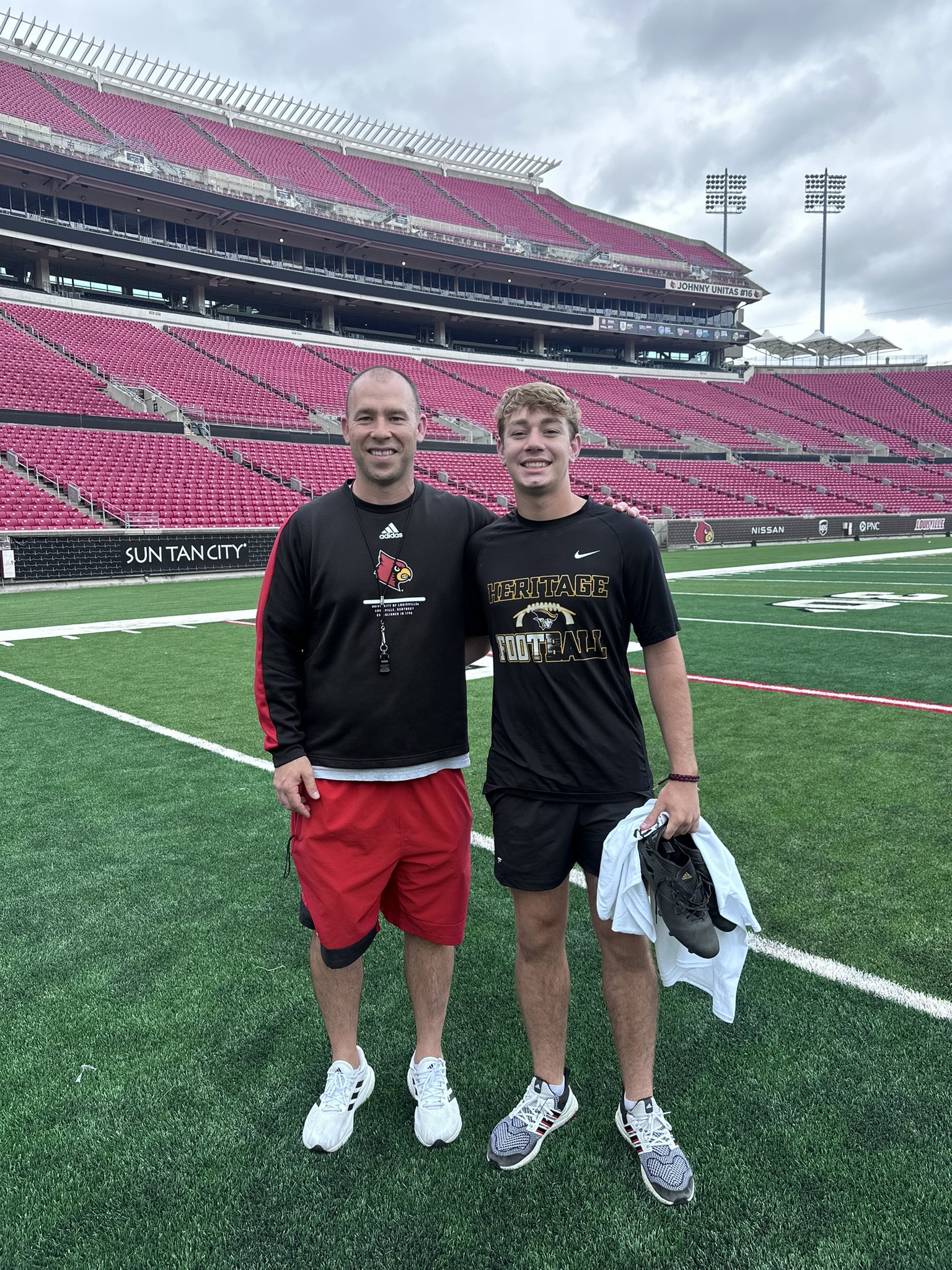 Hayden Travelstead on X: Had a great day today at the university of  Louisville. Thank you @CoachMaslowski for a great visit!   / X