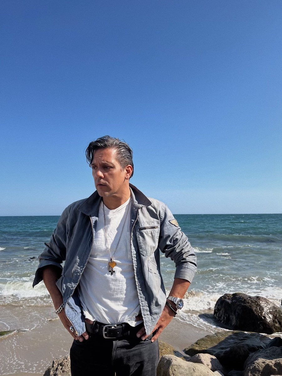 One of my favourite songs is the sound of a crashing wave. 
May your weekend be exactly the wilderness you need it to be.