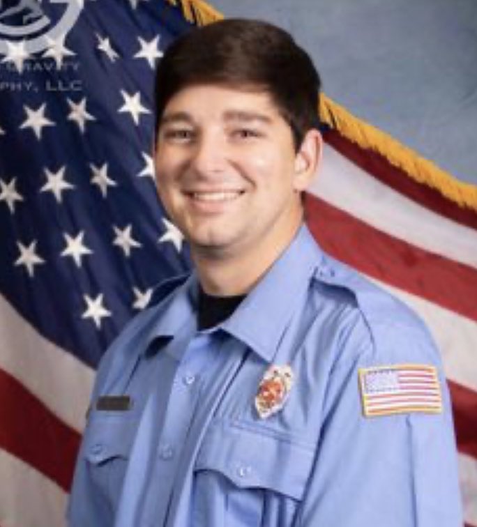 TheSecretList's tweet image. GEORGIA FIREFIGHTER, 24, KILLED IN APPARATUS CRASH 
firefighterclosecalls.com/georgia-firefi… @NFFF_News @gafirechiefs @IAFC_SHS @TheSecretList #Warecounty #Georgia #firefighter #LODD #RestInPeace