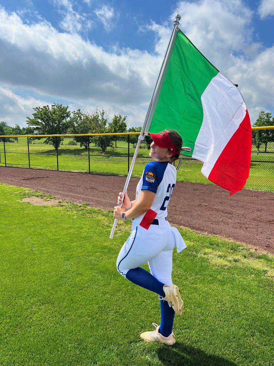 day one of international challenge ✅ special shout-out to our coaches for going ALL out and dressing up as Mario, Luigi &amp; Princess Peach…the energy was on point today! team Italy is 2-0 so far! 🇮🇹🇮🇹🇮🇹🤌🤌🤌 <a href="/TCSFastpitch/">TC Fastpitch</a> <a href="/teamitaly_tcs/">TCS Team Italy</a> <a href="/ItaliaTeam_it/">ItaliaTeam</a>