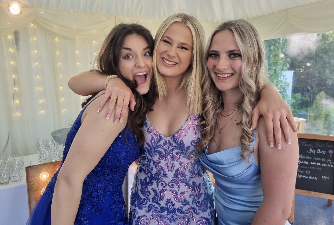 Some photos from our upper 6th leavers ball 💗💗