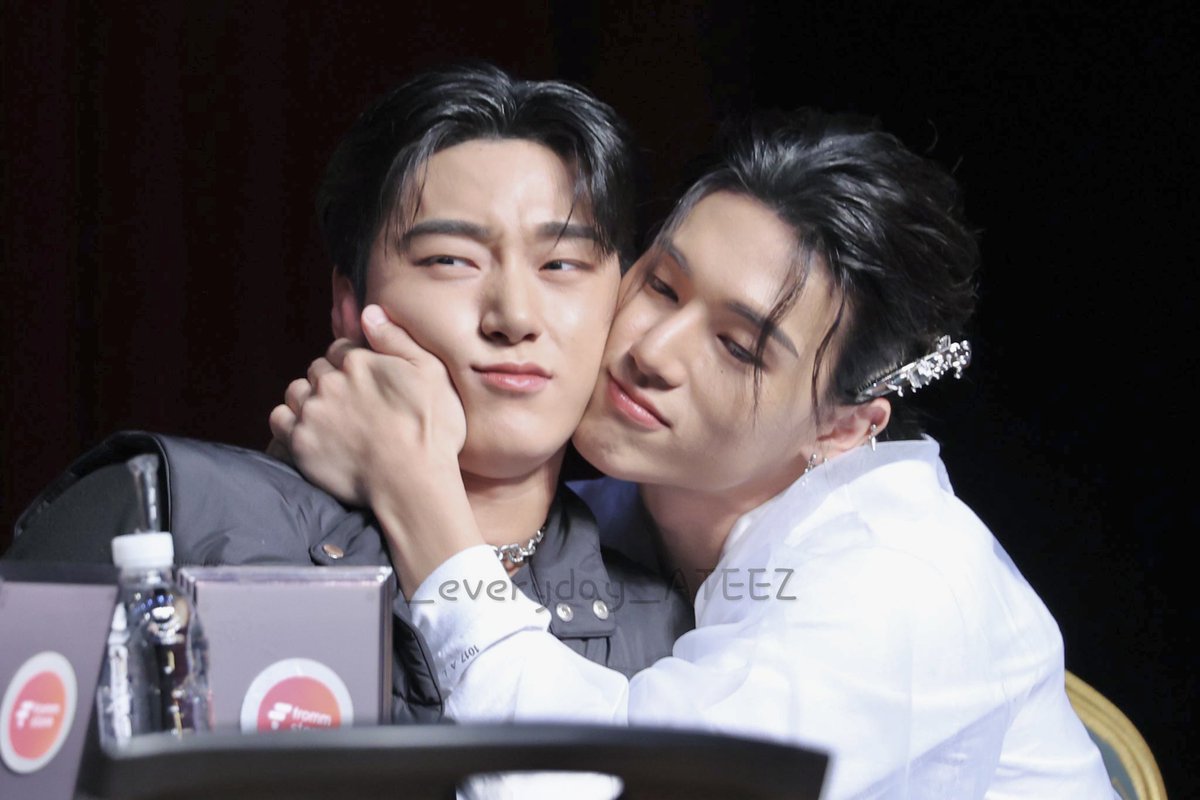 cc woosan 🏳️‍🌈 tweet media