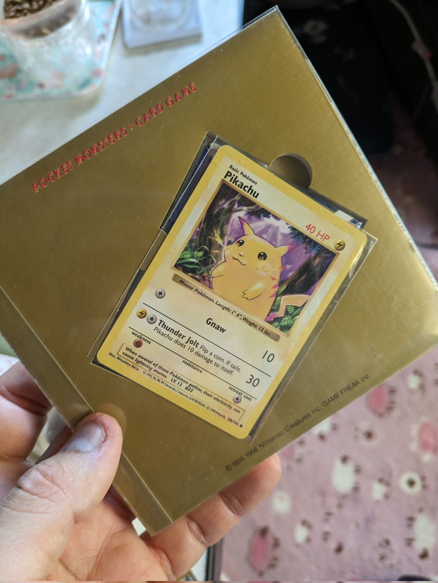 Greedent_love's tweet image. 実家行って宝探ししてたらあったけど、価値あるのかな❓❓

 #ポケモンカード
 #ポケモンカード旧裏