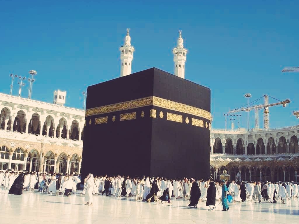 اللهُمَّ رحلةَ الحُبّ
مع من نُحِب
إلى ما نُحِب !" 
الئ بيتك العتيق مكه المكرمه🫶🏻🥹

قولوا آمين 

#البرنسيسة