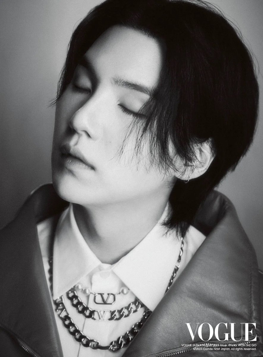BorahaeEveryTwo's tweet photo. When his lashes are longer than my sanity…🥴 https://t.co/Rr13wDKidl