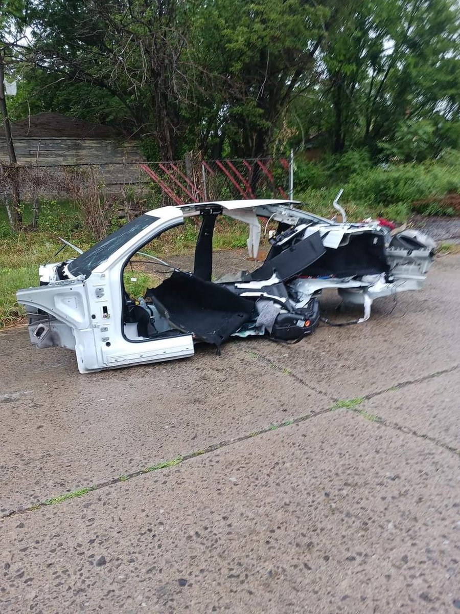 dissaplin's tweet photo. Make sure ya get ya car towed if ya breakdown anywhere in SE Michigan 🤣☠️
Bad day can turn worse REAL quick https://t.co/cqpMdcBPT2