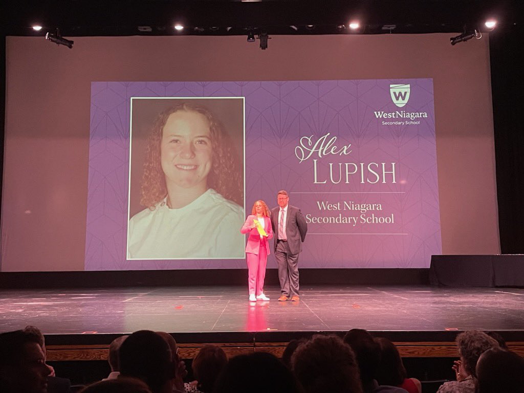 WNSSWolfPack's tweet photo. Congrats 2 Alex Lupish who was our first ever winner of the Excellence In Education Award. This goes to the top all-round grad who has demonstrated excellence in school citizenship, school leadership, school participation, academic achievement and community involvement! #wnss https://t.co/2jUdp4kIsj