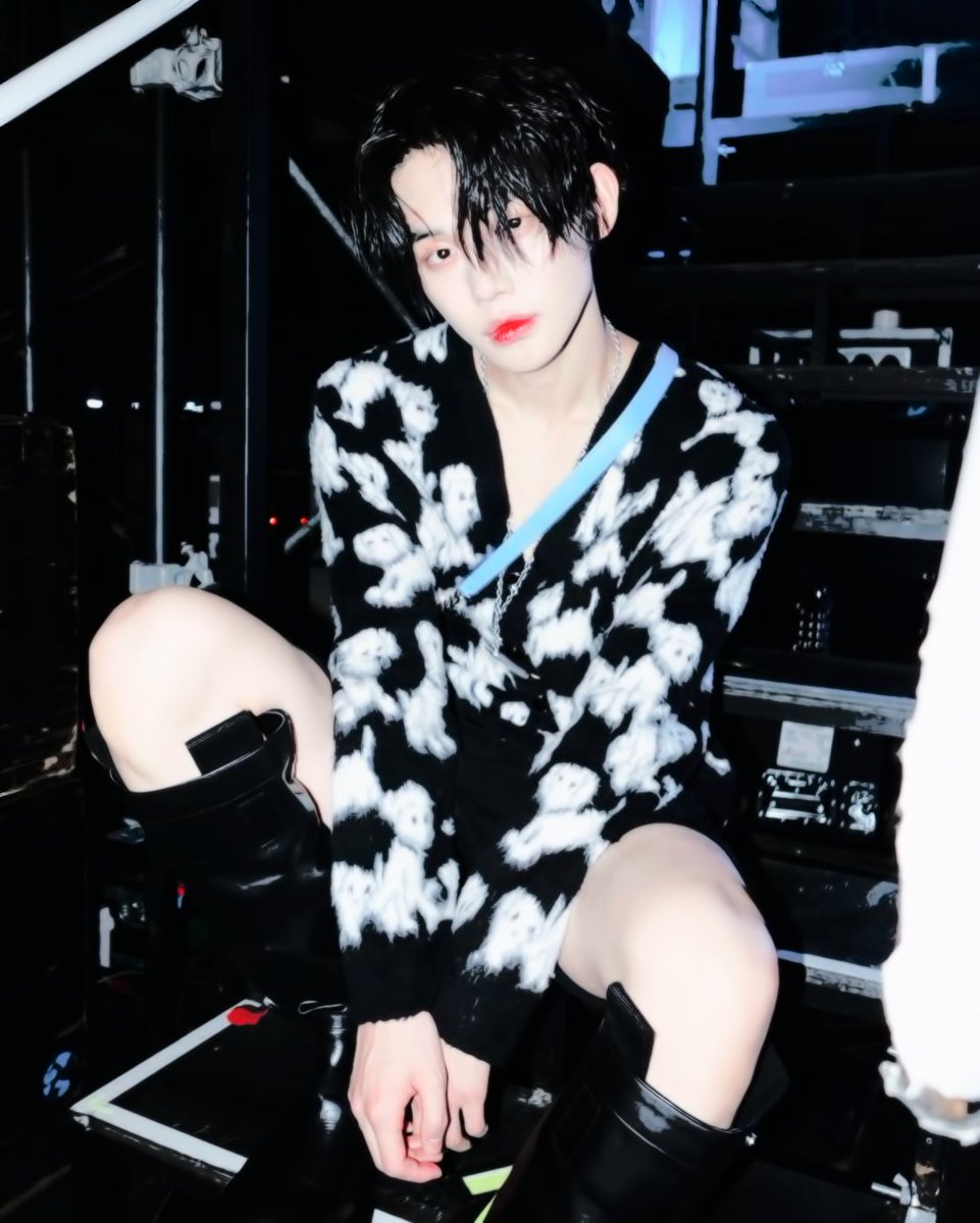 fxanaxagoras's tweet photo. ⠀⠀⠀ 🐈⬛ ⠀⠀⠀⁎ ▒⃕ ・ ⠀⠀⠀! ⠀⠀⠀#chocoparty ⠀⠀⠀◯◌ . ⠀⠀⠀ᓚ w ⠀⠀⠀* ║▌. ⠀⠀⠀@chococatrol ⠀⠀⠀૮ ★ 𓈒 ׄ
⠀⠀
Dicen que lo mejor siempre llega al final, así que me tocó tardarme un rato. No me extrañen más. Feliz mes a nuestros chocogatos. https://t.co/ITUBjfrj2w