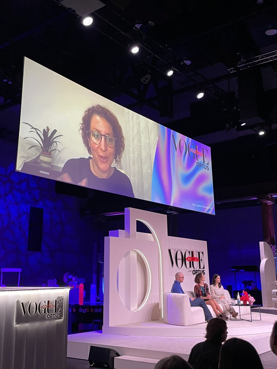 asthasingh's tweet image. #voguecodes @vogueaustralia @voguemagazine Panel
You are the best #remotesensing source around says Marta Yebra @scienceANU and
 @SpaceKatarina @CurtinUni talking about planetary science, technologies that help us combatting climate change and bushfires.