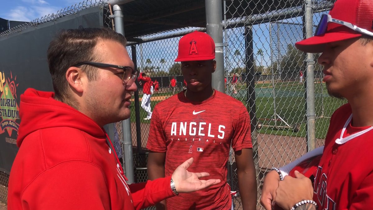 Wonderful story of believing in yourself and chasing your dreams. Thank you @TheeAltaPeralta for all of your help. Looking forward to seeing you soon @Suns @Dbacks @LosDbacks @lossuns1 @Angels @ASU @Cronkite_ASU @ivcollege @KYMA11 #babyfacedassassin kyma.com/news/special-r…