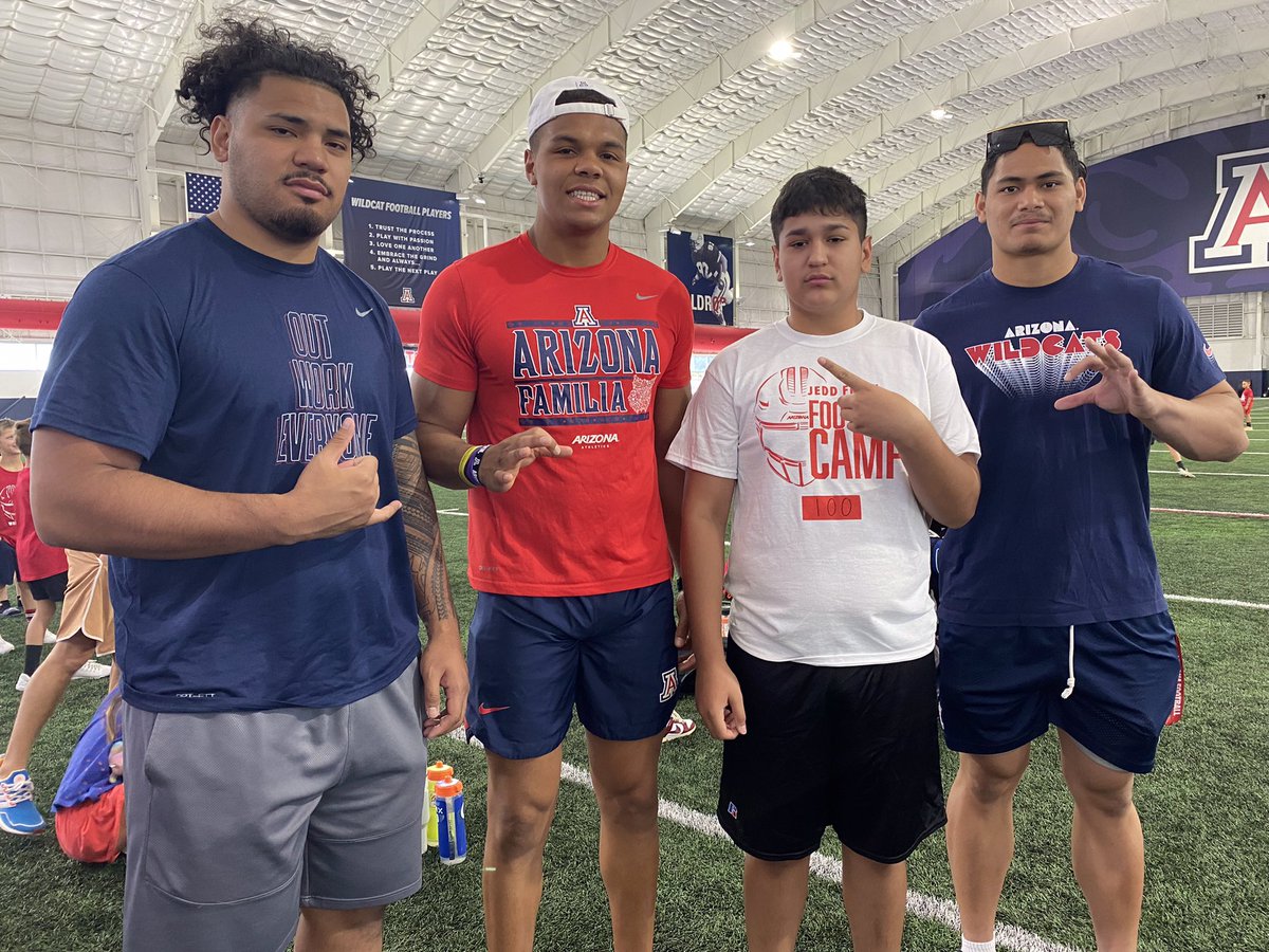 aguayojoshua63's tweet photo. Had an amazing time at the @CoachJeddFisch camp on wednesday!! Thank you @brennanpcarroll for the work! https://t.co/R7R8u8A0nB