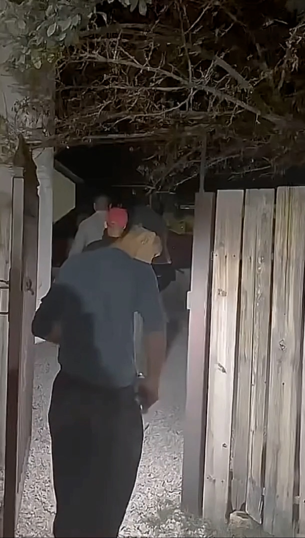 TrackerOfTruth's tweet photo. Still shots from the Rumble video, Las Vegas Alien Sighting Backyard Video showing the light that can be seen early on in the video and possibly mistaken as a 'Creature" moving. Our investigation continues guys.. #TruthTracker #lasvegasaliens #LasVegasAlienSighting @DJOceans https://t.co/WXZEu2j0RL
