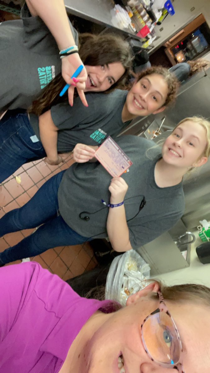 Tiffany Havron (@tmhavron76) on Twitter photo #TeamworkMakesTheDreamWork Cheers to you Ashlyn. You stepped up today and helped host and bus.
You made sure the restaurant stayed clean, and tables ready for our guests! This is what team work is all about! <a href="/EugeneFunnyMan/">Austin Sipes</a> <a href="/amanda3mckinney/">Amanda McKinney</a> <a href="/ScottRen86/">Scott Renfro</a> #TeamworkMakesTheDreamWork Cheers to you Ashlyn. You stepped up today and helped host and bus.
You made sure the restaurant stayed clean, and tables ready for our guests! This is what team work is all about! <a href="/EugeneFunnyMan/">Austin Sipes</a> <a href="/amanda3mckinney/">Amanda McKinney</a> <a href="/ScottRen86/">Scott Renfro</a>