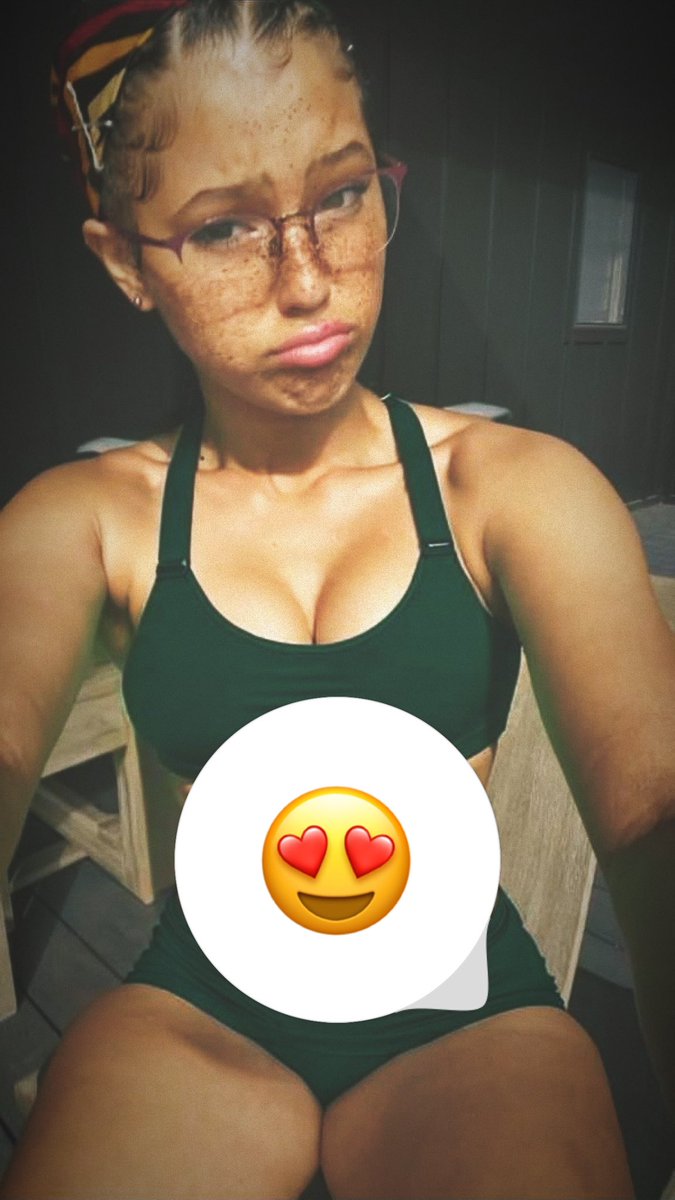 😍😍#pyt #thicklightskin
#ThickThighsSaveLives #ThickTok #bigbooty #ebonypyt #tiktok #lightskinass #lightskinpyt #lightskin #pytlightskin #pyttele