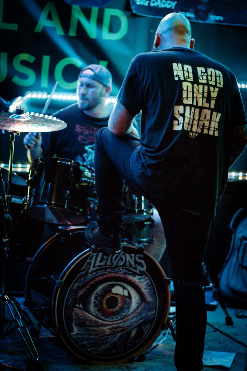 VanadiumPhoto's tweet photo. Alions | #mainemetalcore #metalcoreband #metalcore #concertphotographer #canonphotography #livemusic #Alions #canon #concertphotography https://t.co/JQt7S1nBBn