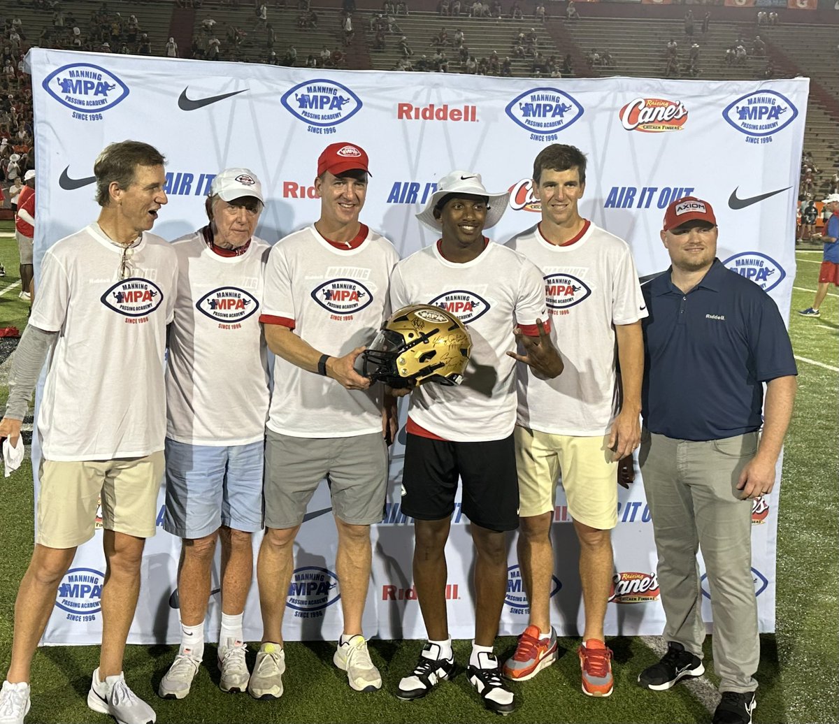 And the champion of the Manning Passing Academy Air it Out skills challenge is @UW_Football QB @themikepenix!