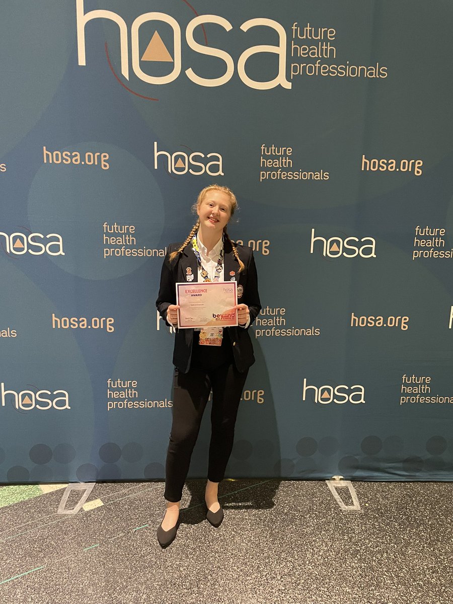 Not only did Sarah get a service award, she demonstrated mastery on the Healthcare Issues Exam! Way to go!! <a href="/OFHSLeoSpagnola/">Leo Spagnola</a> @OFCSSuper <a href="/MichaelMayell/">Michael Mayell</a> <a href="/PolarisCareerHS/">Polaris High School</a>